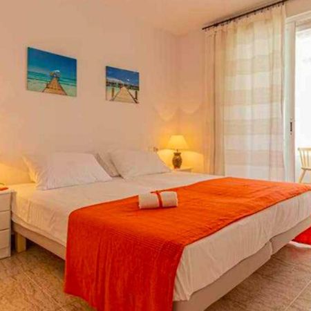 בנאלמדנה 797 Holiday Rentals - Piso Para 4 Con Amplia Terraza Al Jardin Y Al Mar מראה חיצוני תמונה