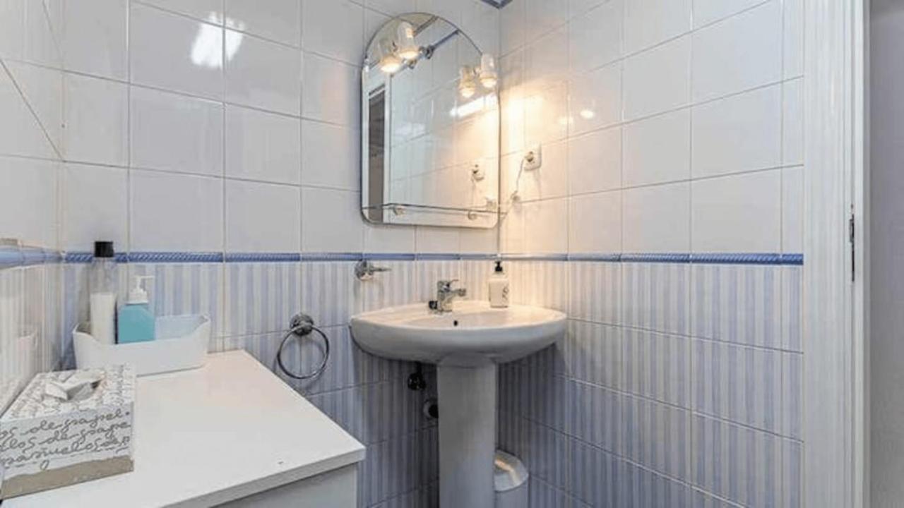 בנאלמדנה 797 Holiday Rentals - Piso Para 4 Con Amplia Terraza Al Jardin Y Al Mar מראה חיצוני תמונה