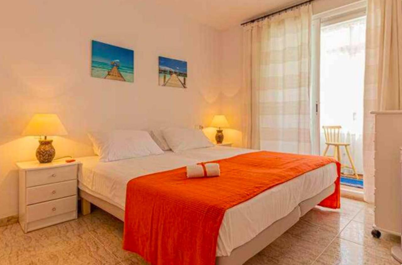 בנאלמדנה 797 Holiday Rentals - Piso Para 4 Con Amplia Terraza Al Jardin Y Al Mar מראה חיצוני תמונה